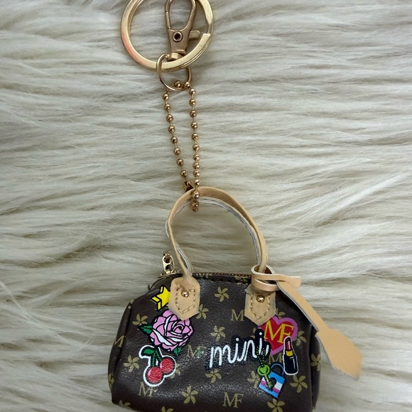 Mini Fashion Brands Mini Bag Key Chain Brown Floral Print Gold Hardware - Picture 3 of 6